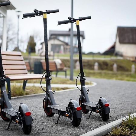 Motel Samana Tytuvenai Zewnętrze zdjęcie